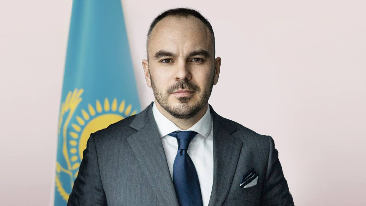  Үкімет 