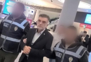 В Стамбуле задержан архитектор полностью обвалившегося при землетрясении ЖК