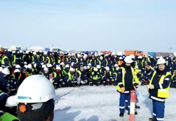 На Тенгизе рабочие вышли с требованием дополнительного бонуса