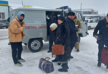 68 человек вызволили спасатели из снежных заносов в Жамбылской области