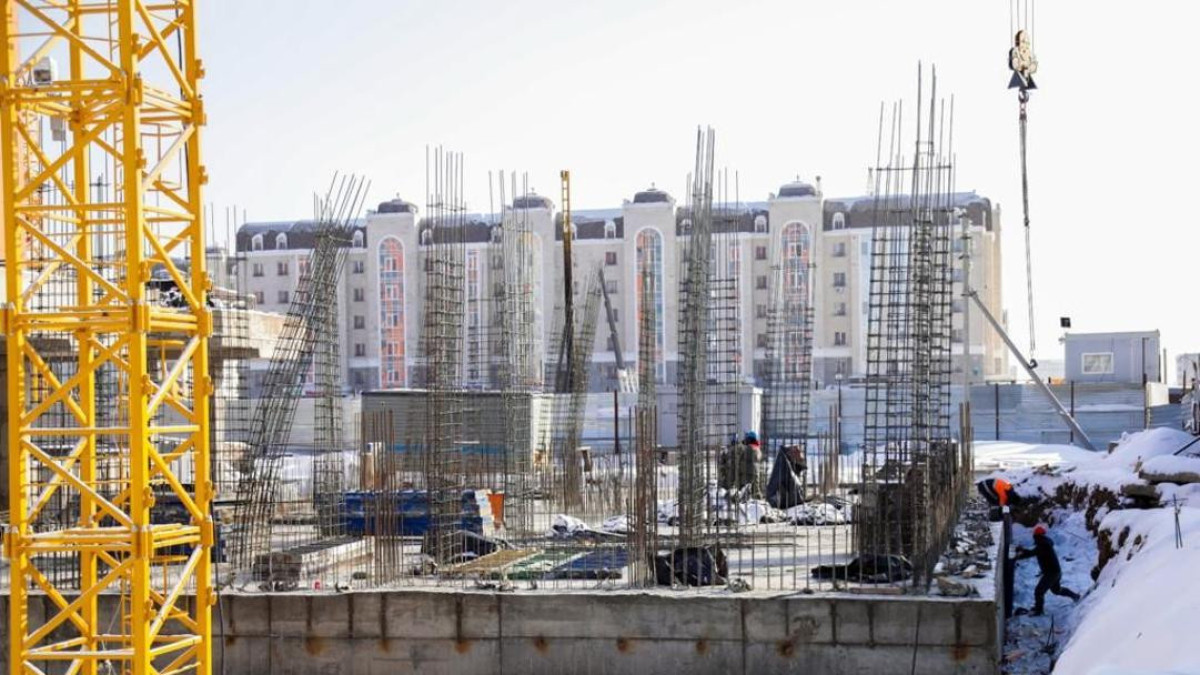 Жеңіс Қасымбек: Құрылысы ұзаққа созылған 30-дан аса тұрғын үй кешенін аяқтау міндеті тұр