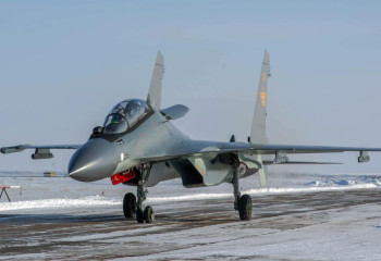 Казахстанские летчики отработали фигуры высшего пилотажа