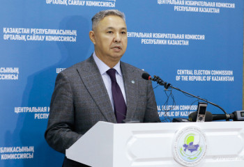 Мәжіліске үміткерлер тізімін 60%-ға жаңарттық - Азат Перуашев