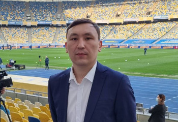 Елімізде кәсіби комментаторлар аз – Ермұхаммед Мәулен