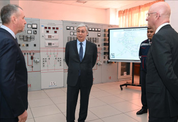 Президент поручил проработать решение проблем теплоснабжения Степногорска