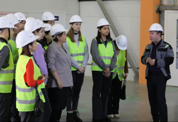 Столичных студентов познакомили с работой промышленных предприятий