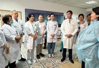 Ажар Гиният посетила больницы и медпункты Павлодарской области