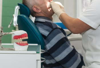 3 000 мест выделено столичным пенсионерам на услуги зубопротезирования