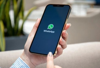 WhatsApp басшысы халықты Telegram-нан бас тартуға шақырды