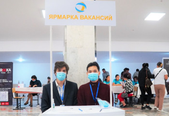 Трудоустроить почти 950 тысяч казахстанцев намерены в рамках региональных карт