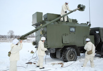 Әскери байланысшылар радиорелелік байланыстың жаңа құралдарын зерделеуде