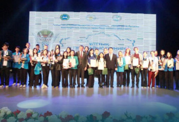 Астанада пікірсайыс турнирінің жеңімпаздары марапатталды