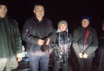 Алматы облысында ТЖД қызметкерлері үш кәмелетке толмаған баланы құтқарды