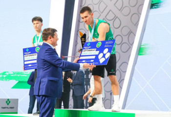 Асхат Оралов поздравил победителей республиканского турнира Tartyl Fest