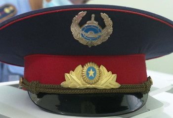 В Актобе лже-полицейский вымогал деньги у подростка