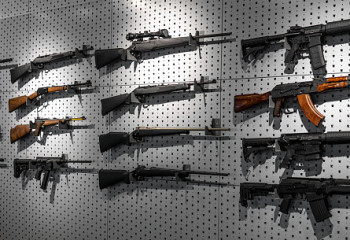 Нападение на оружейный магазин в Шымкенте: грабитель задержан