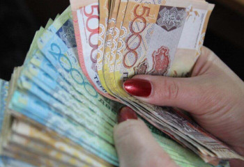 Водительские права и работу обещала аферистка жителям Туркестанской области