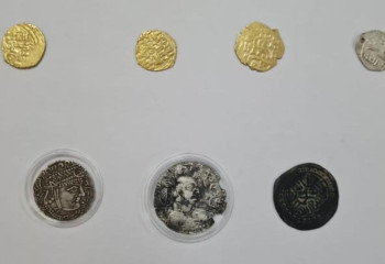 Coins of V - XIII centuries tried to illegally export from Kazakhstan