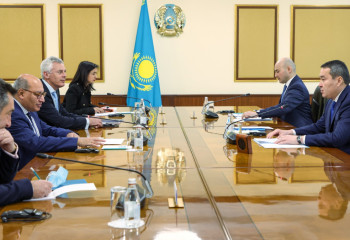 Economic reform measures in Kazakhstan discussed by Kazakh PM and Sir Suma Chakrabarti