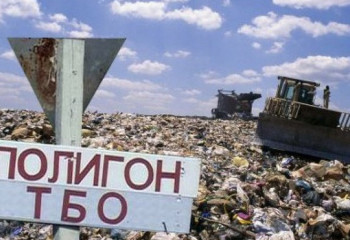 В Атырау борются с мусором: ликвидирована 131 несанкционированная свалка