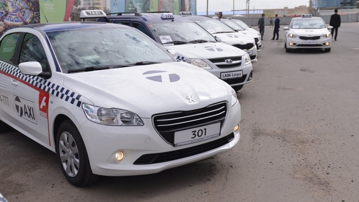 Изменения в сфере услуг такси планируются в Казахстане
