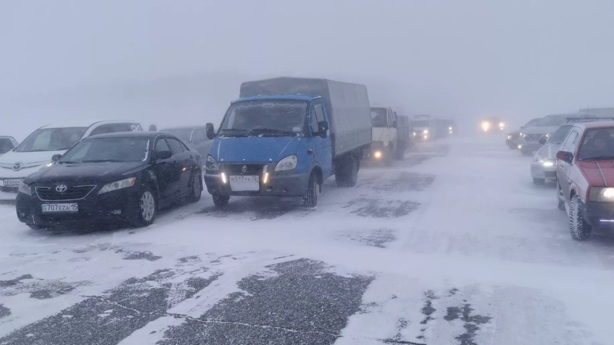 Roads remain shut in 18 regions of Kazakhstan