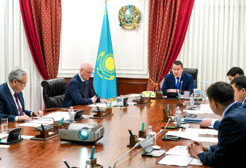 Kazakhstan intensifies international transport corridor development