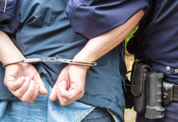 Қылмыстық топ мүшелерін шекарадан өткізген адам ұсталды