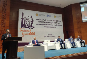 Бейбарыс Сұлтан сарайда да тек ана тілінде сөйлеген – Дархан Қыдырәлі