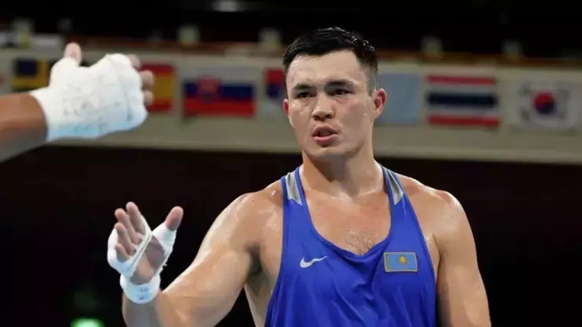 Камшыбек Кункабаев снялся с турнира по боксу в Болгарии