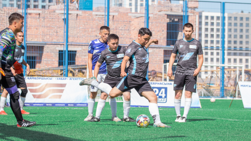  кейіпкердің жеке мұрағатынан 