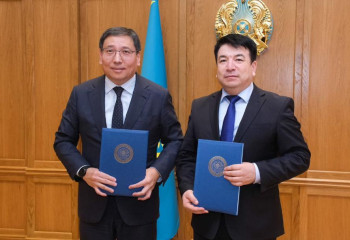 Министерство просвещения и акимат Алматы подписали дорожную карту