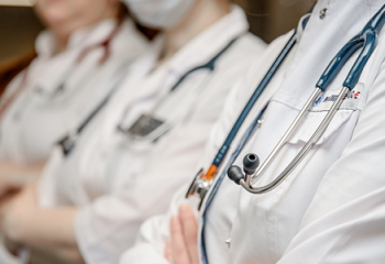 В Атыраускую  область организован выезд ведущих медиков