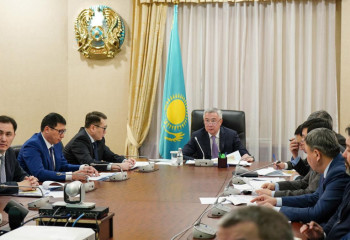 Серік Жұманғарин азық-түлік бағасын тұрақтандыру бойынша кеңес өткізді