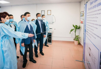 Алтай Көлгінов Абай облысының медициналық және әлеуметтік нысандарын аралады
