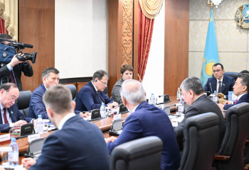 Сенаторлар Палата отырысының күн тәртібін бекітті