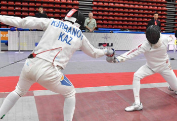 Kazakh fencer wins medal at World Cup