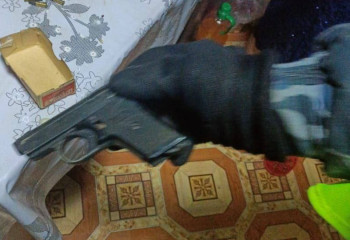 Көкшетаулық тұрғыннан мылтық пен мен газ тапаншасы табылды