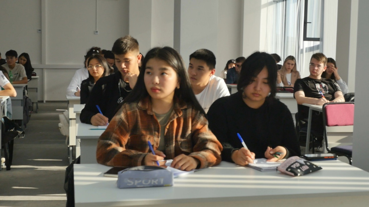  Kozybayev University 