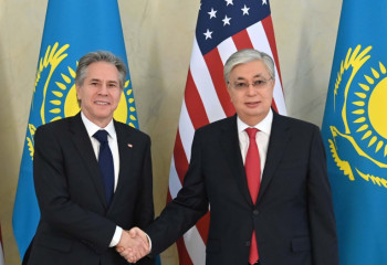 Энтони Блинкен Қасым-Жомарт Тоқаевқа алғыс айтты