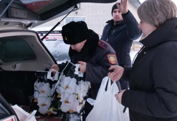 К Дню благодарности полицейские Петропавловска помогли малообеспеченным семьям