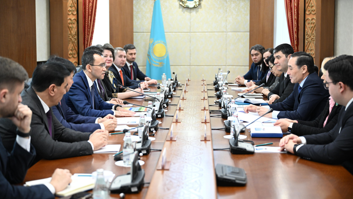  senate.parlam.kz 