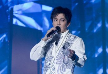 Димаштың орындауындағы ән Мексика метросында көрсетіледі