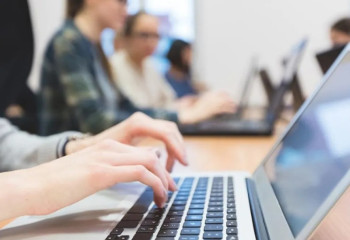 Казахстанцев обучают новым профессиям на платформе SKILLS ENBEK