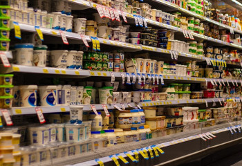 Бизнесмен продавал социально значимые продукты по завышенной цене в Акмолинской области