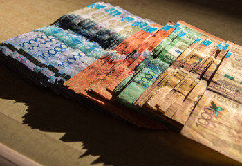 82 млн тенге похитила сотрудница филиала КТЖ