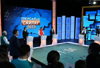 Партиялар пікірсайысында «Қызу дискуссия» кезеңі өтіп жатыр