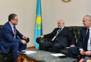 В МИД Казахстана состоялась встреча с главой Миссии наблюдателей от СНГ