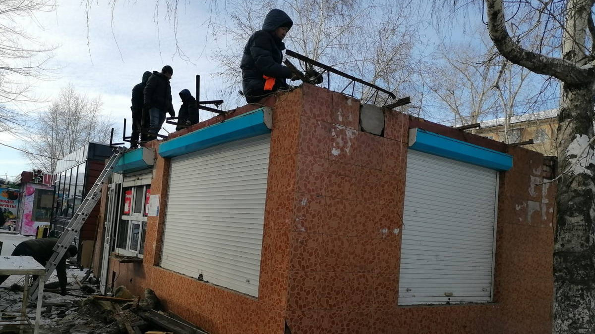69 незаконных киосков снесли в Усть-Каменогорске за год