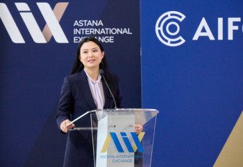 Әсел Жанасова: «Болашақтың» бірінші стипендиясына компьютер алдым